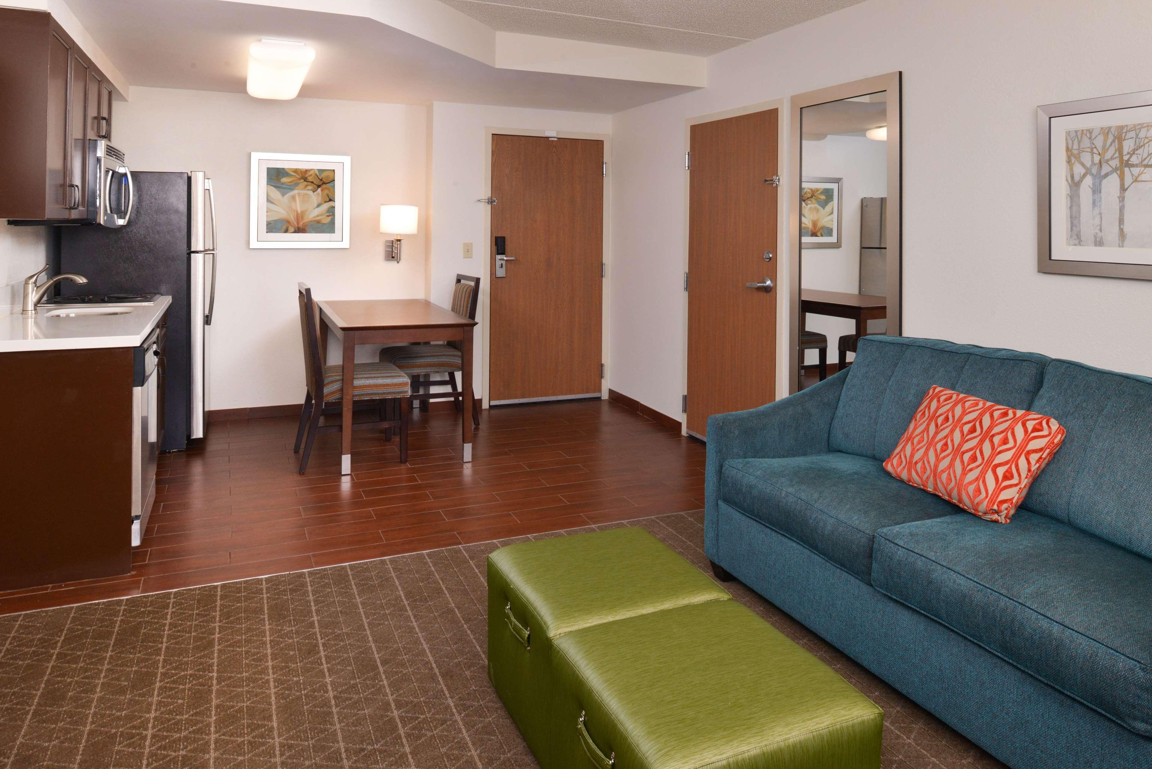 Hampton Inn & Suites Pueblo-Southgate Exterior foto