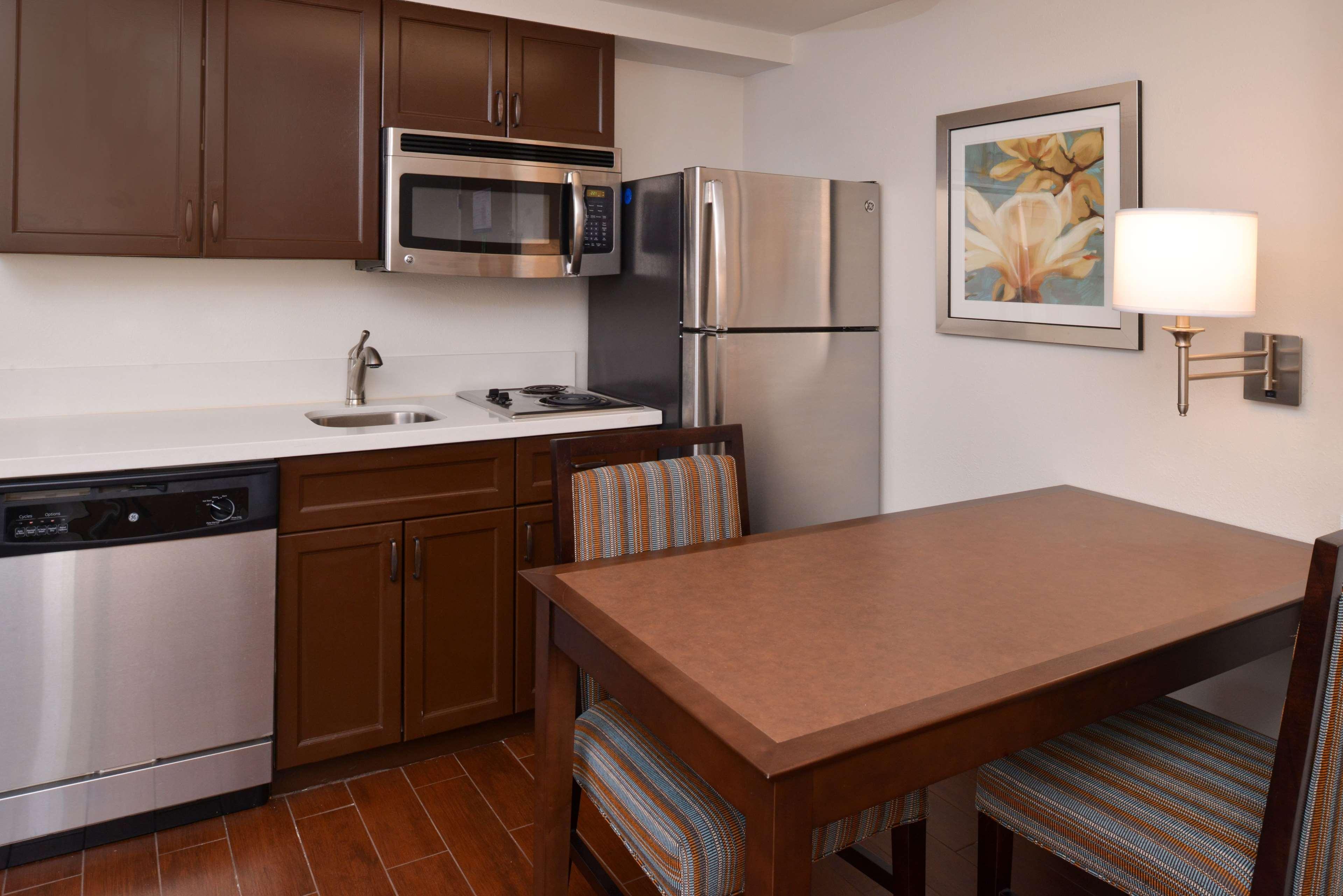 Hampton Inn & Suites Pueblo-Southgate Exterior foto