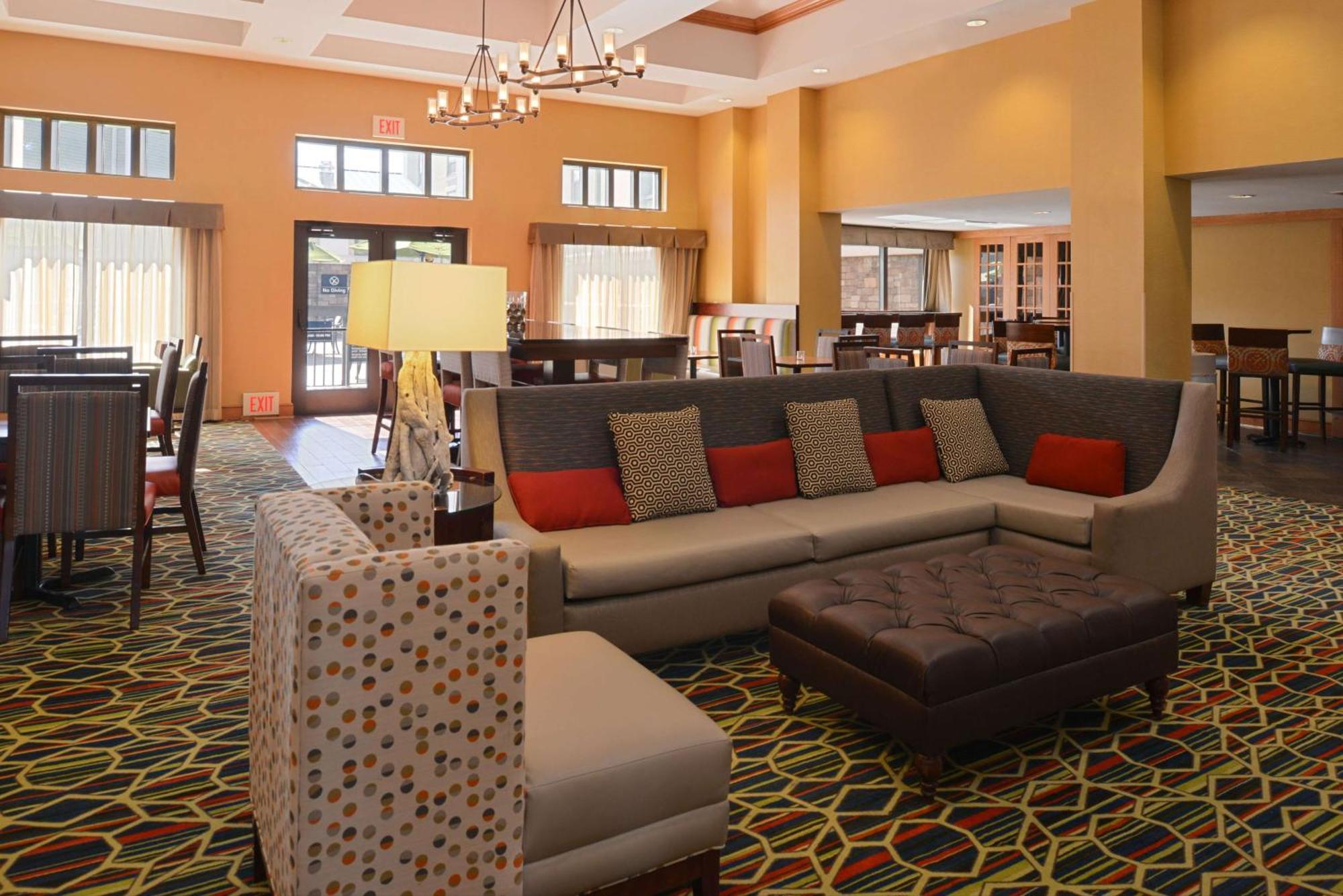 Hampton Inn & Suites Pueblo-Southgate Exterior foto